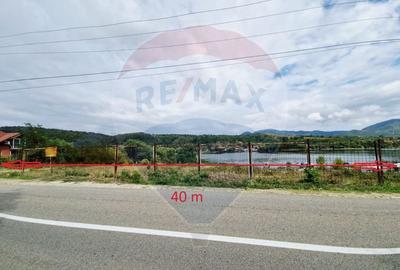Teren Eselnita / 3187 mp / deschidere 40 m - 2