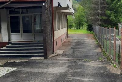 Hotel/Pensiune, de 18 mp, în Bușteni - 17