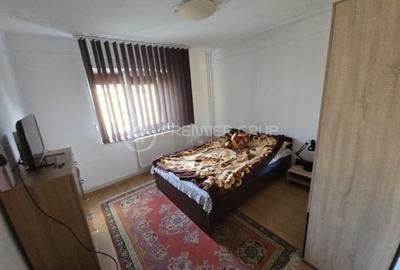 Etaj 3! Apartament 2 camere Canta, 47mp, CT - 4
