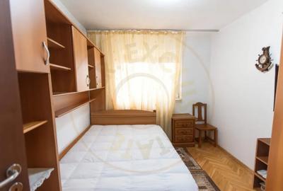 Apartament cu 4 camere decomandat, mobilat în Central - 9