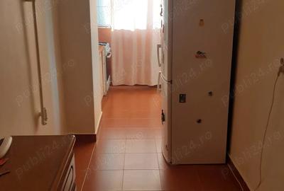 Apartament de vanzare - 3