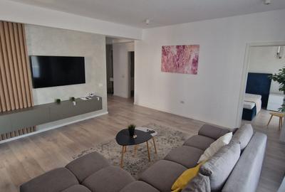 Apartament cu 2 camere decomandat, mobilat în City Park Mall