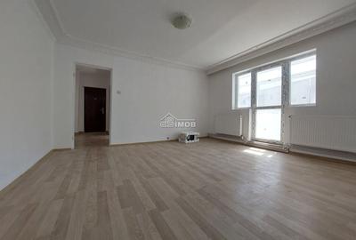 Apartament cu 2 camere semidecomandat în Micro 11 - 2
