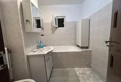 INCHIRIERE-APARTAMENT 3 CAMERE-DECOMANDAT-NICOLINA - 14