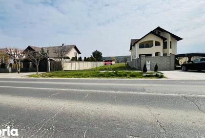 Teren de 1298 mp, în Central - 2