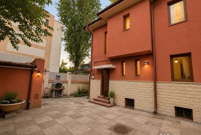 Casă cu 7 camere cu Teren 258 Mp în Cotroceni - 5