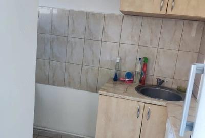Garsonieră decomandată în Calea București - 2