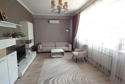 Apartament cu 2 camere decomandat în Tei