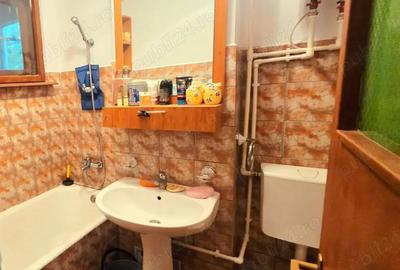 Apartament 4 camere Micro 19 etaj 1 cu 2 balcoane 2 bai Apartament 4 camere Micro 19 etaj 1 cu 2 balcoane 2 bai - 2