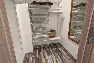 Apartament cu 4 camere decomandat în Central - 16