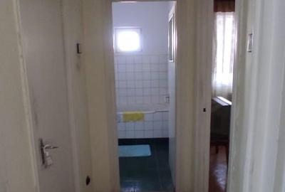 Apartament cu 3 camere semidecomandat în 1 Mai - 12