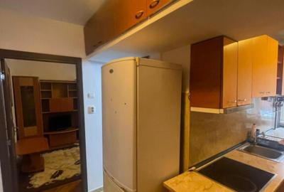 Apartament 2 camere, 38 mp - zona Cuza Voda - 2