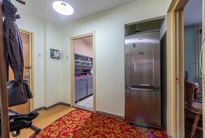 Berceni, Piata Sudului, 3 camere, et.1/4 - 8