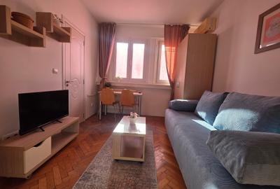 Garsonieră semidecomandată, mobilată în P-ța Romană - 14