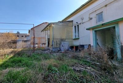 Casă individuală cu 3 camere cu Teren 421 Mp în Titulescu - 6