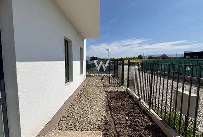 Duplex cu 4 camere cu Canalizare în Mohu - 12