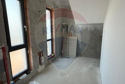 VANZARE Vila cu 4 camere in Pantelimon - 14