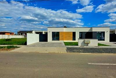 Duplex cu 4 camere cu Canalizare în Dumbrăvița - 9