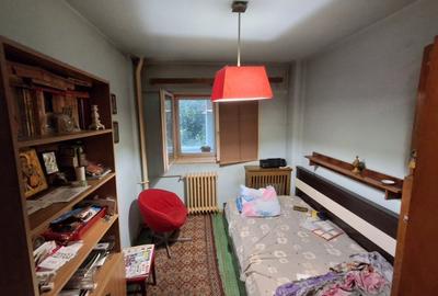 Apartament cu 3 camere semidecomandat în Vitan - 5