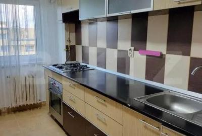Apartament cu 3 camere decomandat în Cetate - 11