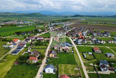 Teren Construcții intravilan de 866 mp, în Bod - 14