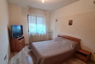 Casă individuală cu 6 camere cu Canalizare în Bălcescu - 5