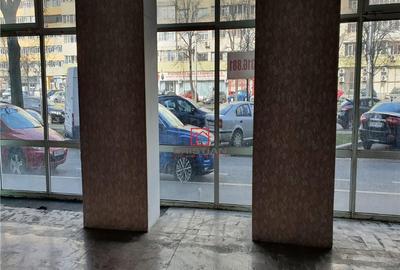 Spațiu comercial, de 420 mp, în Pantelimon