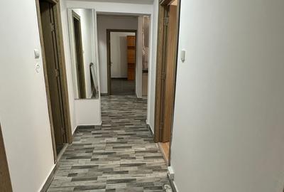 Apartament cu 3 camere decomandat în Tomis III - 3