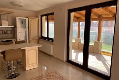 Casă cu 5 camere cu Teren 450 Mp în Central - 6