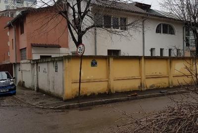 Casă individuală cu 5 camere cu Teren 50 Mp în Lujerului - 3