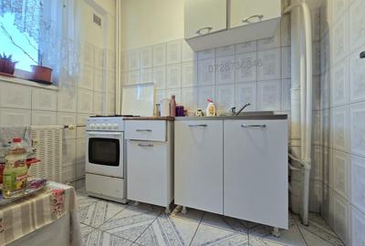 Iancului - Pantelimon, Elev Stefanescu, bloc 1980 - 9