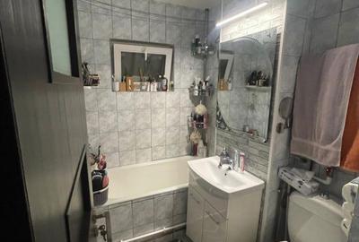 Apartament cu 3 camere în Craiovița Nouă - 5