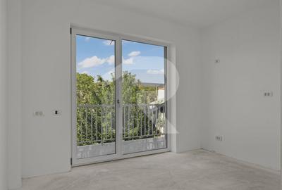 Vila sector 1 - 300mp - P+2+M - 11 camere - Chitila - 9