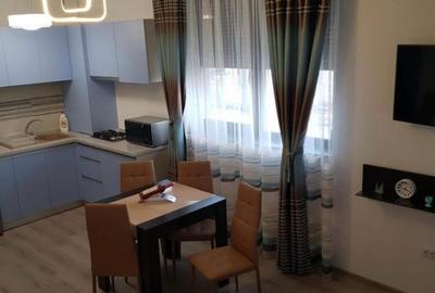 Mamaia Nord - 2 camere mobilat-utilat complet, termen lung - 400euro - 13