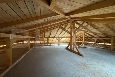 Casă cu 4 camere cu Teren 1760 Mp în Central - 3