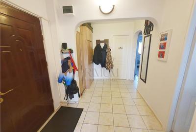 Apartament cu 3 camere decomandat, mobilat în Lipovei - 8