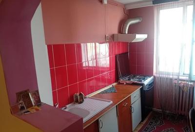 Ap 3 Cam 75mp Asirom aproape de centru decomandat centrala 2 bai - 8