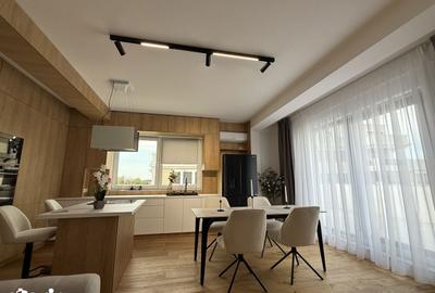 Apartament cu 4 camere în Central - 1