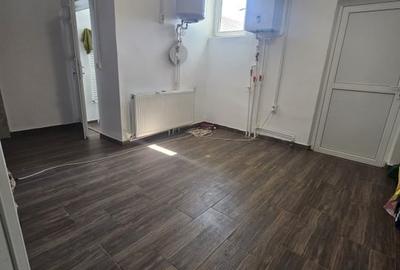 Spațiu industrial, de 1,590 mp, în Aeroport - 14