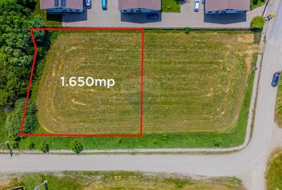 Teren 1,650mp Harman / Strada Andrei Saguna