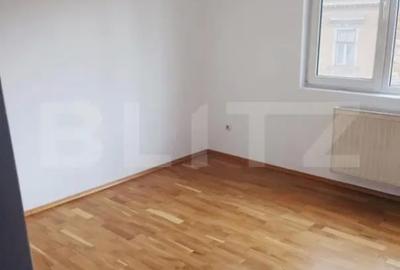 Apartament cu 3 camere decomandat în Central - 5