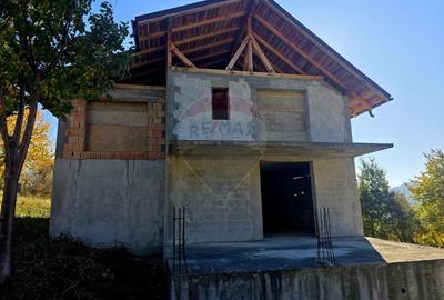 Casă individuală cu 5 camere cu Teren 2700 Mp în Alexandru cel Bun - 7