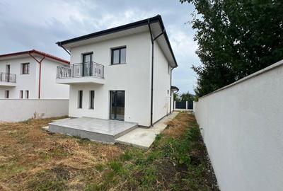 Vila superba la strada principală - finisaje de lux, direct de la proprietar - 10