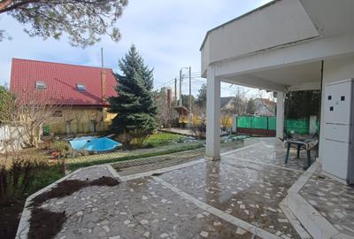 Casă cu 7 camere cu Canalizare în Central - 15