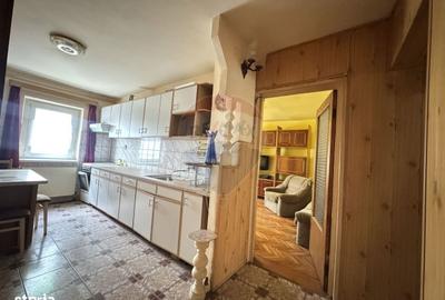 Apartament cu 3 camere decomandat în Vitrometan - 1