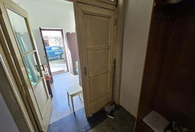 Casa veche - Calea Victoriei la 140m - 2