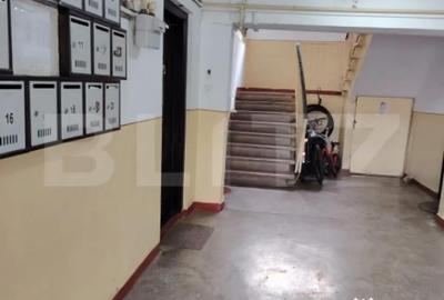 Apartament cu 2 camere semidecomandat, mobilat în Micro 4 - 3