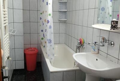 Apartament cu 2 camere decomandat în 1 Decembrie - 13