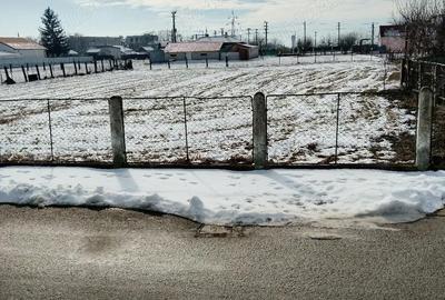 Teren de 1100 mp, în Central