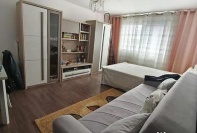 Apartament cu 2 camere decomandat în Siret - 1